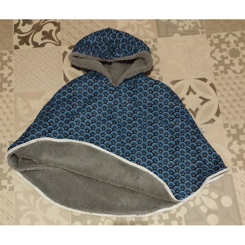 PONCHOS-- 3-4 ANS -- Hiver--2